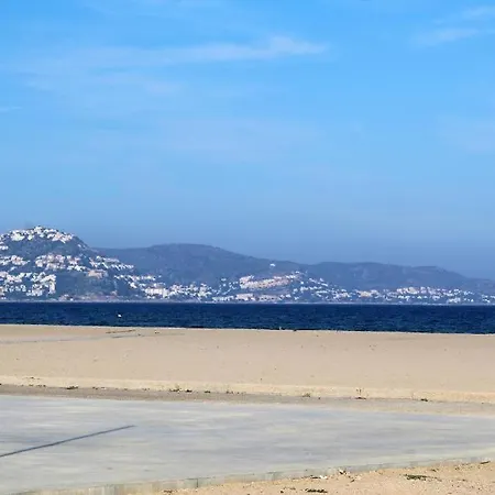 Primera Linea De Mar, Vistas, Centro, Apartamento